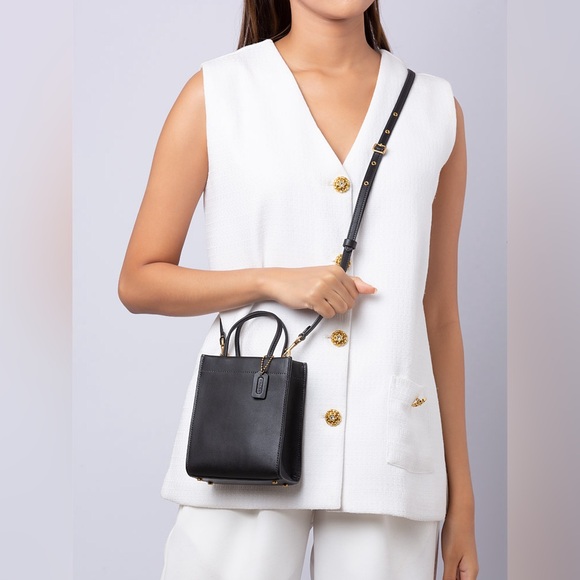 EUC Coach Cashin Mini Tote Crossbody Black Brass - Picture 3 of 14